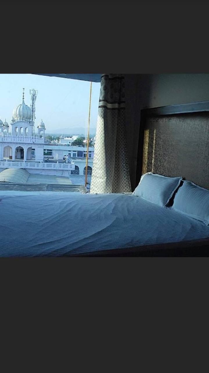 Hotel Temple View Inn Anandpur Sahib Bagian luar foto